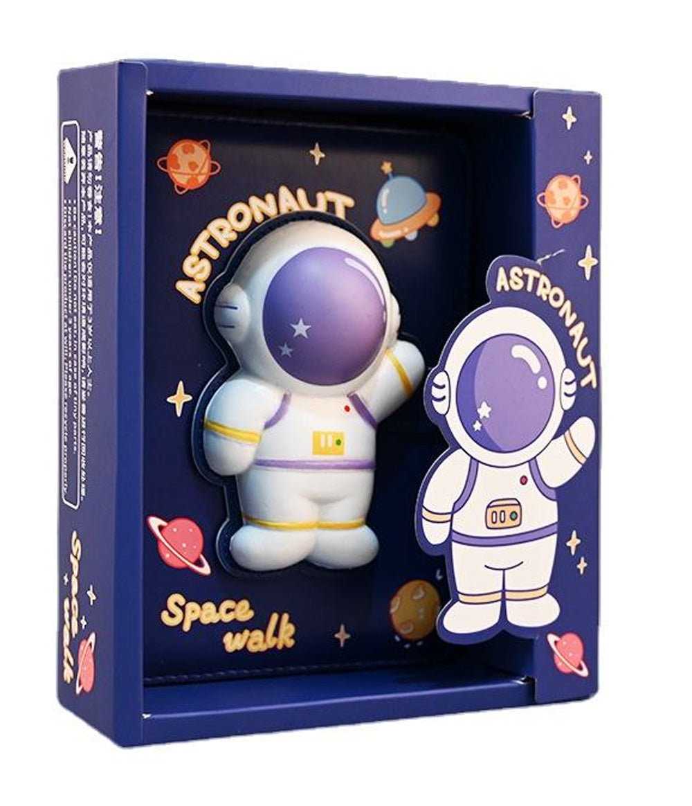 High Quality Astronaut Space Notebook with Magnetic Buckle & Random Design